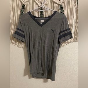 victoria secret pink v-neck